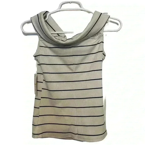 A New Day- Slim Fit Short Sleeve Off the Shoulder Top
Womens Size XS-NWT - Picture 2 of 8